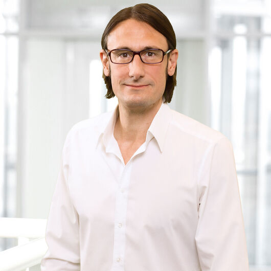 Dr. med. Alexander Stauffer Dr. med. Alexander Stauffer